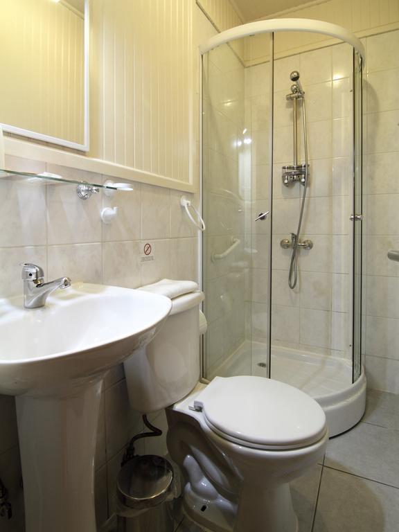 Apart Hotel Villa Los Ciruelos 발디비아 외부 사진